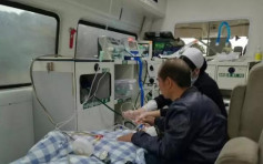 广西69岁老妇怕医药费连累儿女 救护车上咬舌自尽