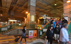 輕鐵列車元朗站相撞 5人受傷