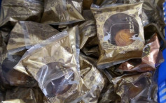 梅州警搗破製冒牌月餅工廠包括美心榮華 盒印假防偽二維碼