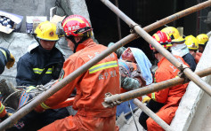 上海改建厂房倒塌致10死 基本救援工作结束