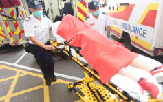 九龙公园泳池救生员培训遇溺 获救送院