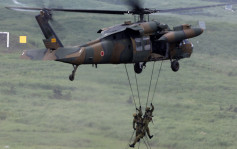 黑鹰坠海！日本直升机失事疑寻获残骸 第8师团长在机上