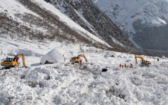 西藏雪崩救援持續 遇難者增至28人