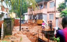塞拉利昂洪災 山泥埋房屋至少312死
