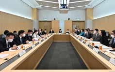 楊潤雄與深圳市副市長等官員會面 就兩地文化體育合作交換意見