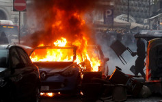 歐聯｜法蘭克福球迷賽前暴亂放火燒車 防暴警察出動仍難控
