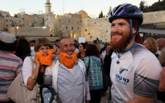 曾游遍六大洲42国 以色列单车冒险家被巴士撞死