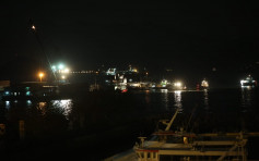 西九文化区对开两船相撞 渔船入水4船员逃生