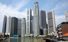 新加坡放棄「清零」目標 立會議員要求中止兩地旅遊氣泡計劃 