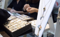 海关会展搜获2000件冒牌珠宝 参展商判监2月缓刑1年