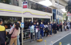 市民迫爆楓香林賞紅葉警方派員駐守 往大棠巴士現過百人排隊