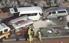 澳洲西部载中国游客小巴车祸　3死逾10伤