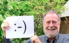 初代Emoji「微笑」「不悦」以24万美元拍出 