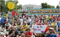 全美大游行抗议特朗普环保政策　里安纳度狄卡比奥参加