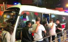 观塘冚地下竹馆 拘13男女包括两内地人