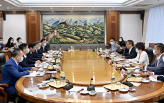 陳茂波結束訪京  早上與發改委副主任叢亮等會面