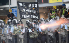 李家超重申6.12「暴动」形容立法会示威者攻击警员行为