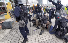 【逃犯条例】中环有防暴警察戒备 警方大会堂外最少拘捕1人