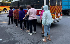 警破大埔公屋麻雀档 拘13妇包括77岁负责人
