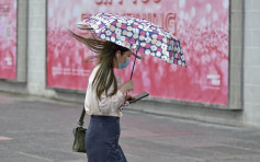 周二三天晴乾燥高见32度 周六日狂风骤雨雷暴