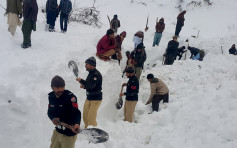 巴控克什米尔地区雪崩 死亡人数升至76人
