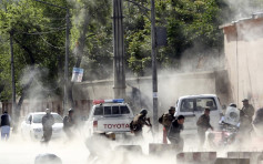 喀布尔连环炸弹袭击 至少21死27伤