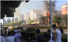 【去片】杭州餐廳煤氣爆炸　巴士被波及最少2死55人傷