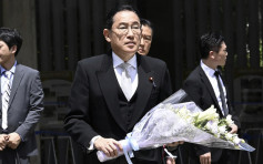 岸田文雄向靖国神社献祭祀费  防卫相等阁员前往参拜