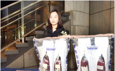 红酒瓶藏2000万元液态可卡因 警长沙湾拘4大马男女