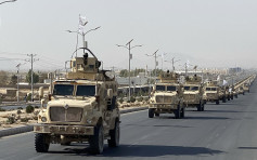 阿富汗局势｜塔利班坎大哈阅兵 展示美军武器