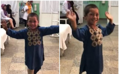 誤中地雷斷腳 阿富汗男童獲義肢開心跳舞