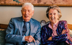 安乐死｜荷兰93岁前首相与同龄妻  相爱到最后牵手告别世界