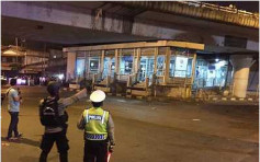 耶加达巴士总站爆自杀弹　3警殉职10人伤
