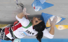 伊朗攀石女選手在南韓無戴頭巾作賽 惹失蹤被捕疑雲