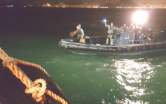 往長洲渡輪懷疑有乘客墮海 消防水警到場搜救