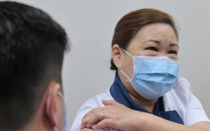 新加坡開始接種輝瑞新冠病毒疫苗
