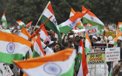 印度新德里示威衝突升級 內政部召開會議評估情勢