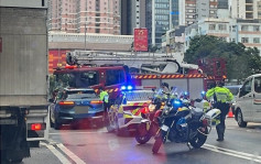 荃灣私家車消防車相撞 交通一度受阻