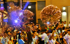 【慶中秋】大坑舞火龍晚上開始 千名市民遊客拍照「打卡」