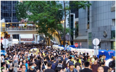 【721遊行】金鐘中環交通癱瘓 警方再次呼籲示威者盡快離開