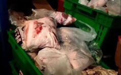 山东济南超市被揭隔夜发臭肉洗后再卖 变质烂肉灌香肠