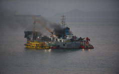 香港仔運油船起火 消防輪上午撲熄1船員傷