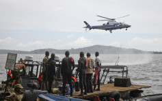乌干达沉船意外怀疑涉超载 最少31人死亡