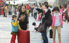 重拾动力 首11个月5288万旅客访港升3%