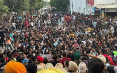 印度女大學生偷拍60同學沐浴上傳網絡 觸發大示威