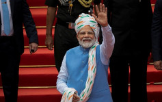 印度总理莫迪发表独立日演说  矢言25年内发展成发达国家 