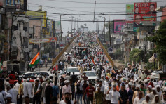 印度數十萬農民抗議農業新法 運動領袖：不廢新法不離開