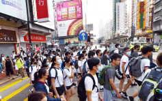 【修例风波】网民多区发起「和你返工」 口罩示威者步行上班上学