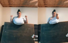 國外女子TikTok挑戰巨乳夾12公斤木枱 跟節奏搖擺都唔跌超狂