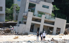 南韩风灾增至10死 浦项地下停车场被淹没 